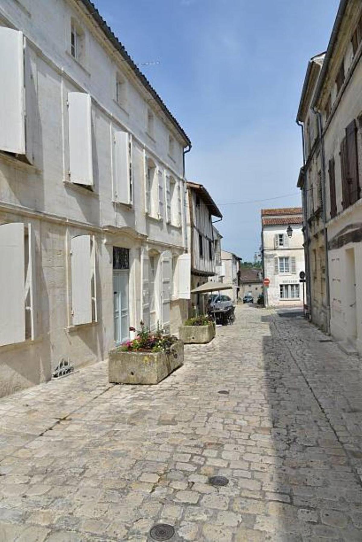 Maison Meire Studios Κονιάκ Εξωτερικό φωτογραφία